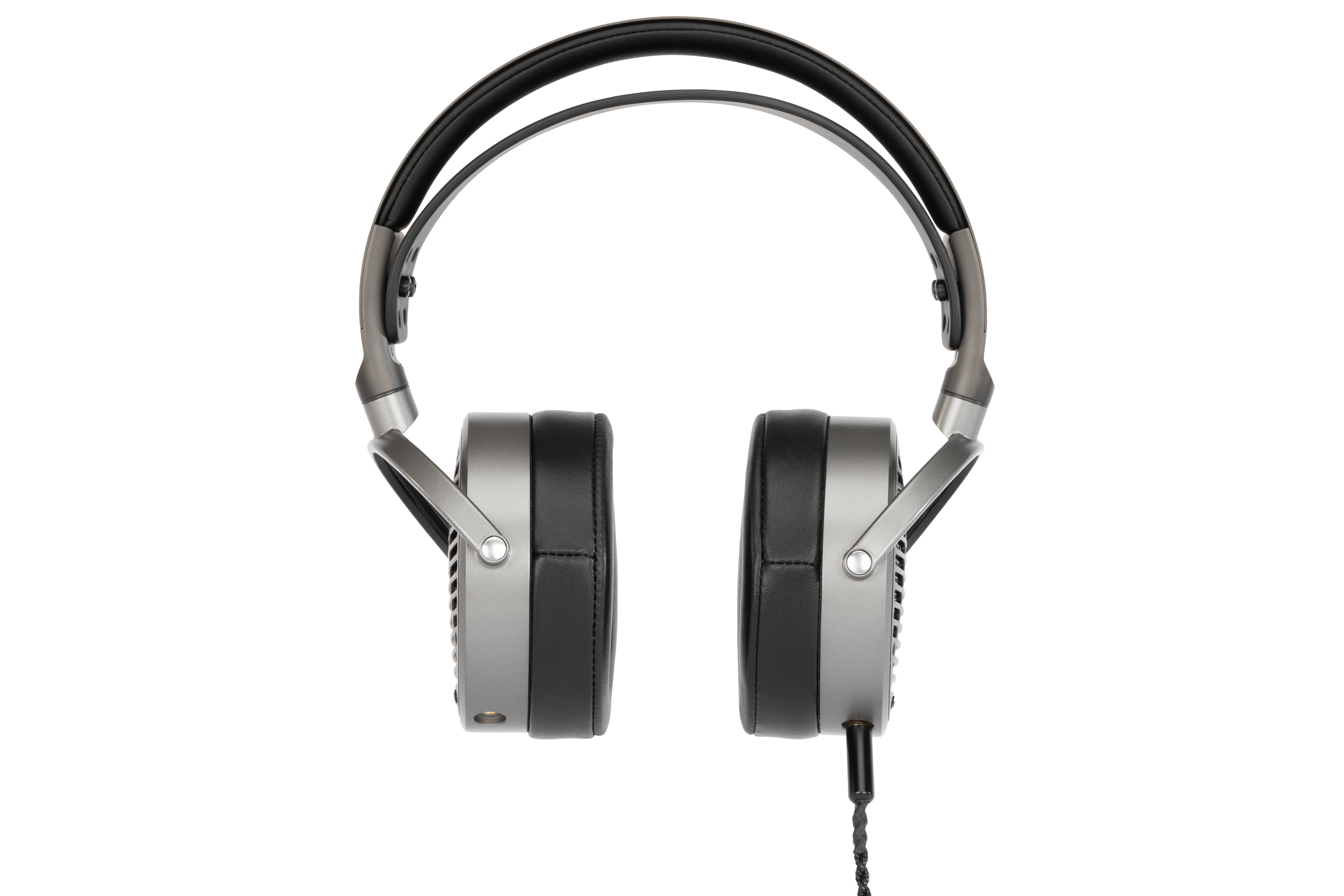 Audeze-MM-100-Front-White-BK-IMG_0321